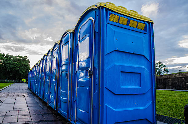 Best Porta potty delivery and setup  in Smithville, OH
